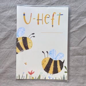 U-Heft Hülle, Impfpass, Biene, personalisiert, Geschenk zur Geburt, mit Fach für Impfpass und Gesundheitskarte image 2