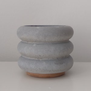 Concrete planter. Bubble pot.
