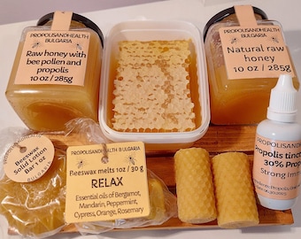 Honey Large Gift Box: Natural honey, Honey with Bee Pollen an Propolis, Raw Honeycomb, Propolis, Beeswax Candles & Lotion