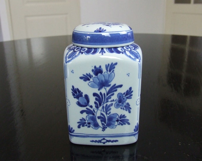 De Porceleyne Fles handpainted Delft blue tea caddy / canister