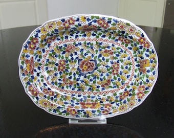 Tichelaar Makkum small to medium handpainted Delft polychrome tray / bowl (tin glaze) with parsley leaf decor