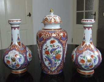 Kaiser Porzellan Germany 3-piece imari style "Ming" porcelain garniture set