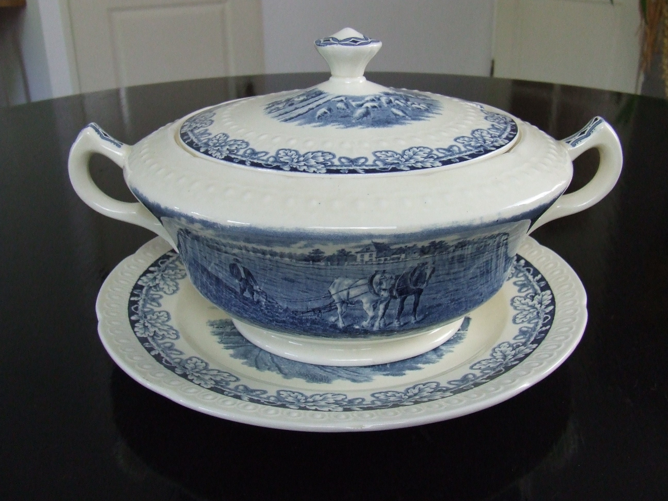 Société Céramique Maastricht tureen and charger Dutch Farm (Boerenhoeve)