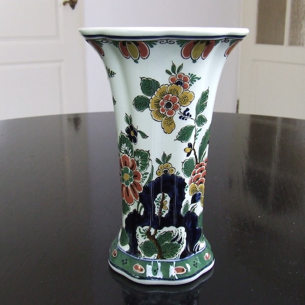 De Porceleyne Fles Delft medium sized handpainted polychrome flower vase