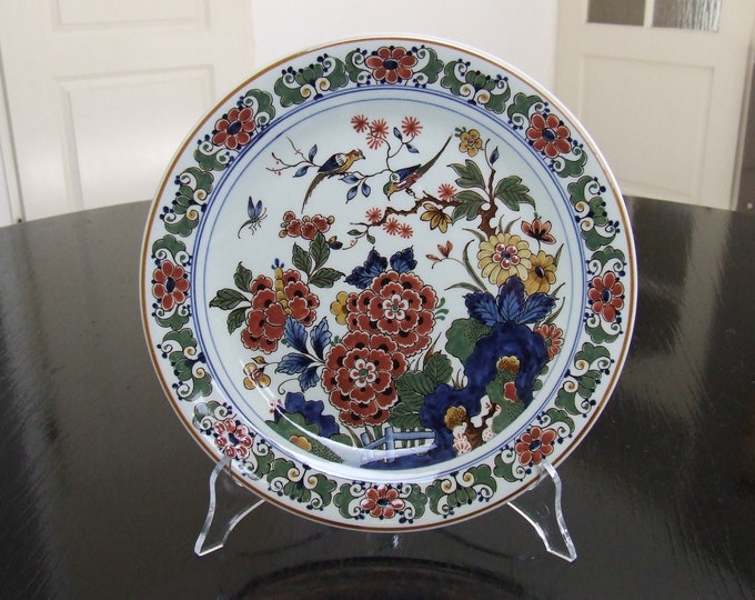De Porceleyne Fles Delft handpainted polychrome plate with fantasy flower garden
