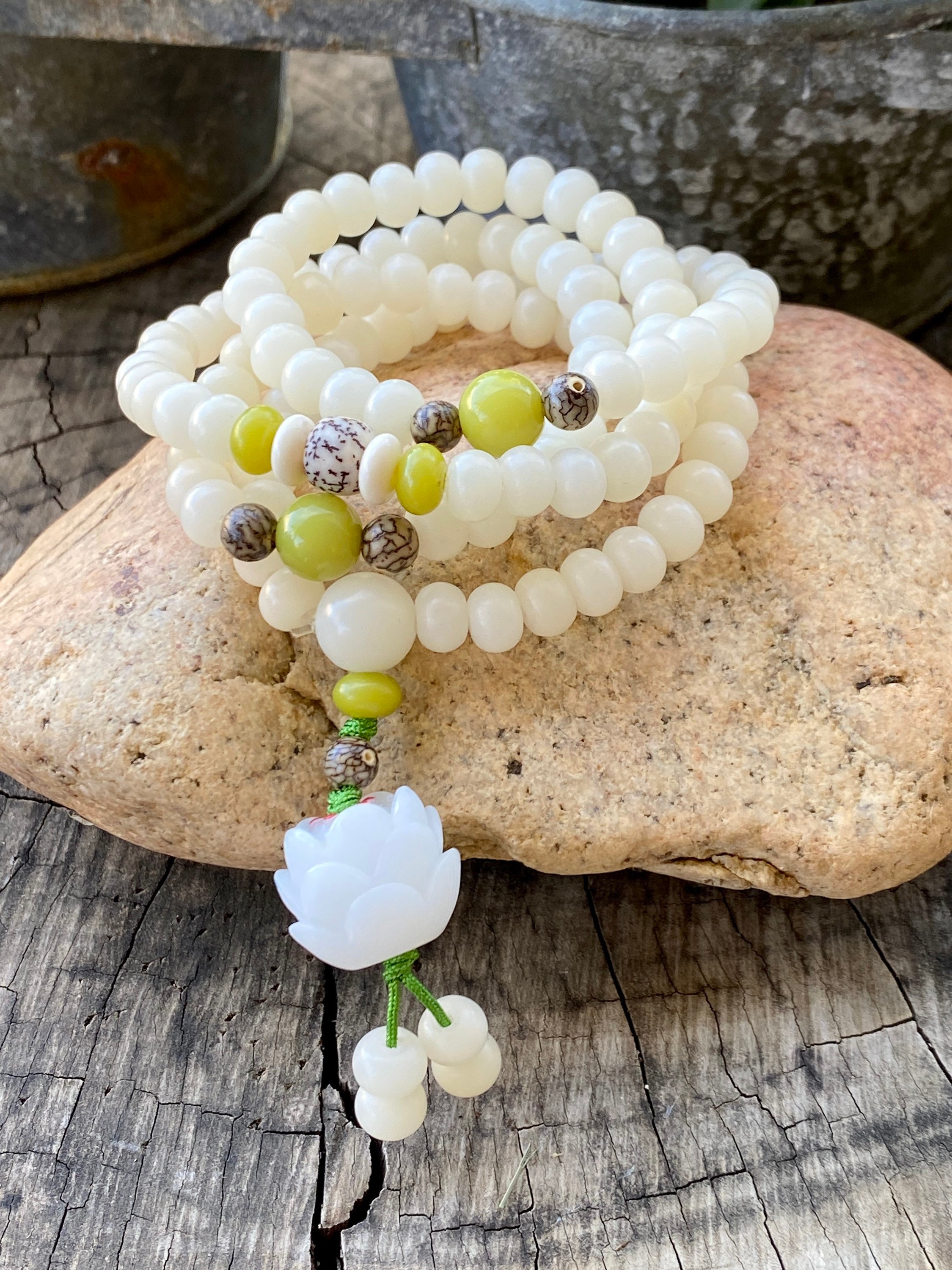 Lotus Bracelet Womens Bracelet Beaded Bracelet White Bodhi Seed Olive Nut Bracelet Rosary Prayer Meditation Yoga Bracelet Etsy Canada