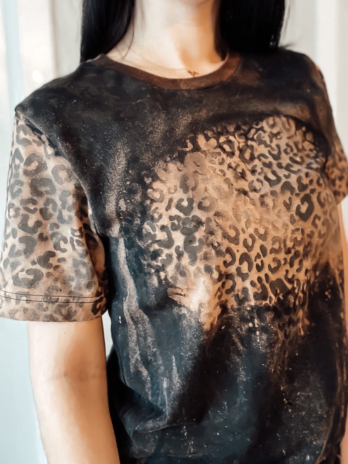 bleach leopard tee