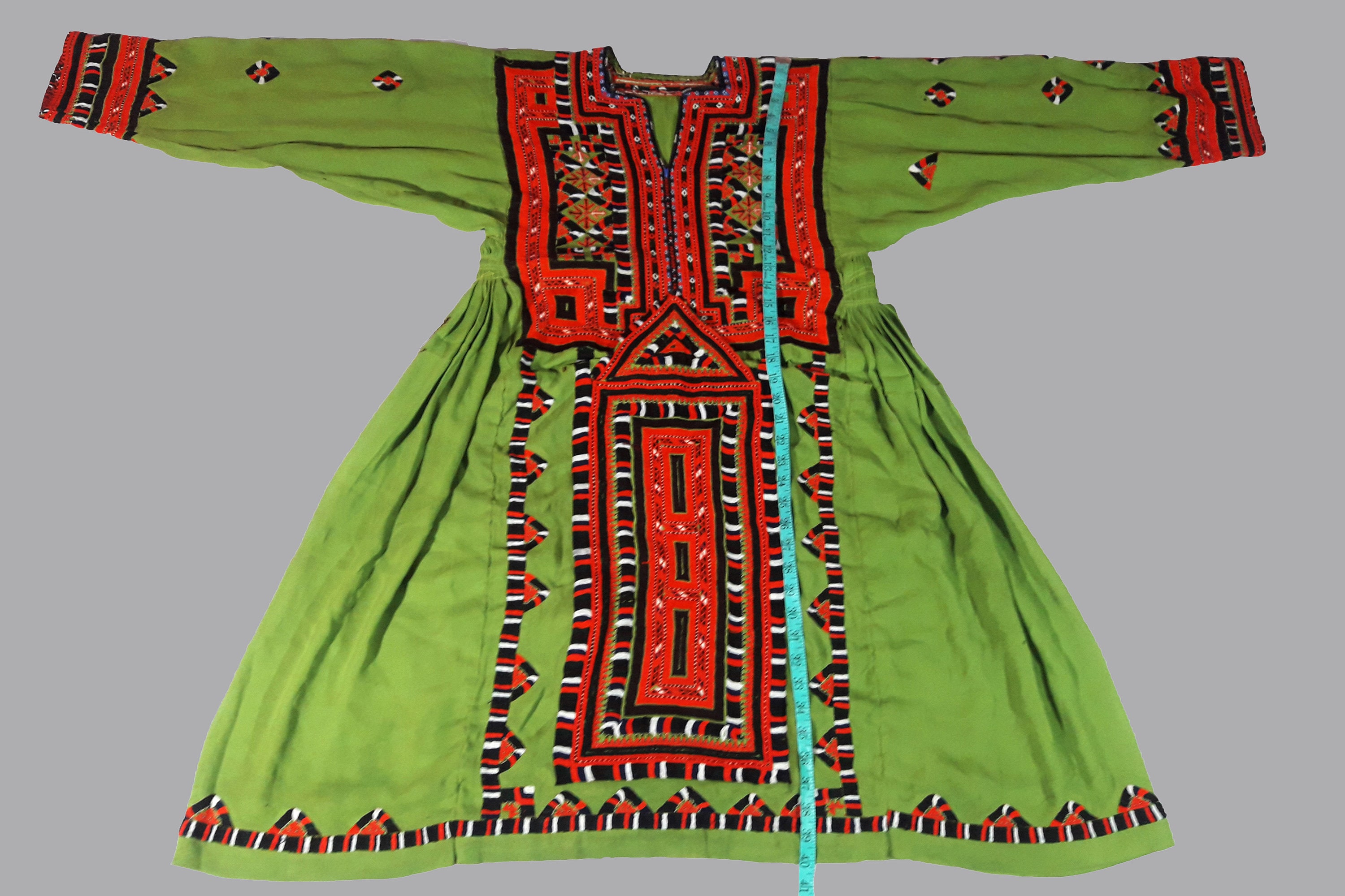 green balochi dress Balochi Kurta 3-Piece Set by parveenNaaz - Traditional Silk with Embroidery main image 1