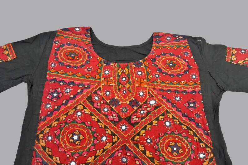 Vintage Authentic Tribal Banjara Rabari Choli Gypsy Belly Dance Top,Banjara Choli Women/'s Tribal Gypsy DanceDanewear India Rajastan Vintage