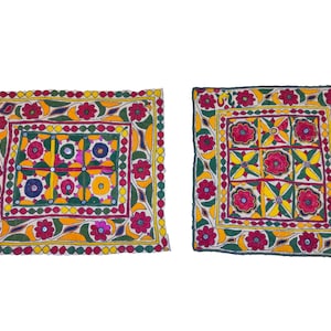 2er-Set Vintage Kutch Tribal Indianer Tapisserie 18 cm x 17 cm, ethnischer Banjara Wandbehang, rustikales Dekor Tapisserie Wandbehang, Vintage Embroide