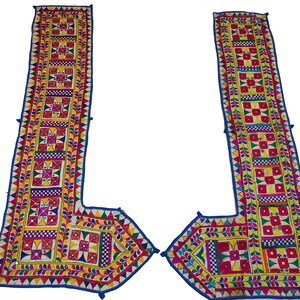 2er-Set Vintage Kutch Tribal Indianer Tapisserie 61 cm x 26 cm, ethnischer Banjara Wandbehang, rustikales Dekor Tapisserie Wandbehang, Vintage Embroide