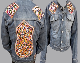Chaqueta vaquera bordada, chaqueta vintage Banjara, chaqueta vaquera adornada, chaqueta vaquera bohemia, chaqueta étnica banjara antigua hecha a mano vintage