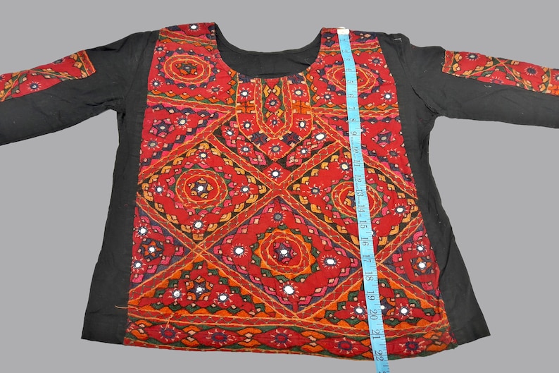 Vintage Authentic Tribal Banjara Rabari Choli Gypsy Belly Dance Top,Banjara Choli Women/'s Tribal Gypsy DanceDanewear India Rajastan Vintage