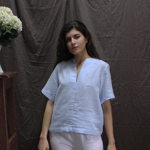 Short Sleeve Linen Blouse: Women&#39;s Basic Office Top