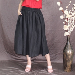 Black Linen Midi Skirt: Pleated Flared Skirt with Pockets