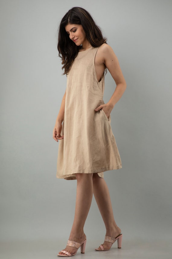 Organic Linen Midi Dress: Sleeveless Halter Top with Pockets