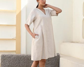 Vネックリネンドレス、ハーフスリーブゆったりサマードレス、リラックスフィットカジュアルドレス、オーバーサイズリネンチュニックドレス