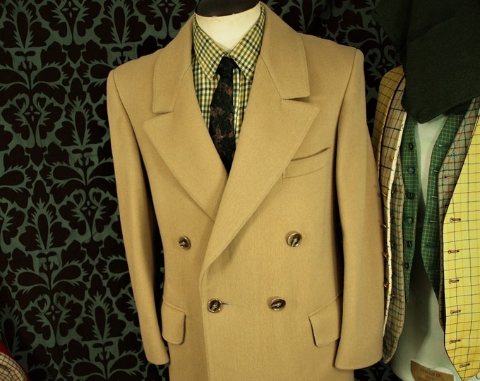 Superb Mens Classic Vintage Camel Crombie Luxury Wool and Cashmere  Coat or Overcoat in a size 38 inch small RRP 1000 pounds