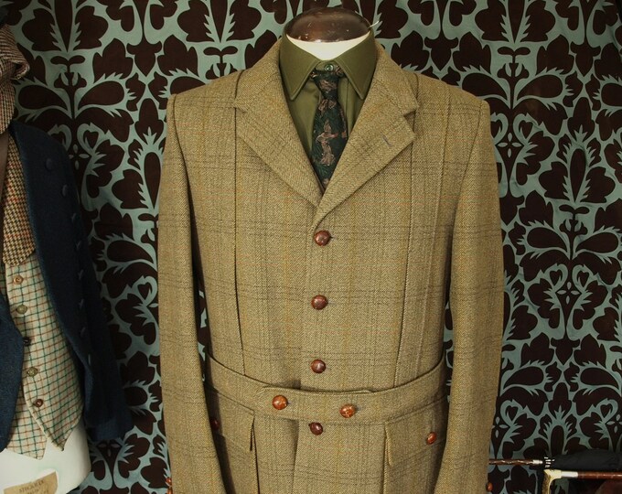 Mens Vintage Tweed Norfolk Jacket By Bladen with Belt in a size 42 Large