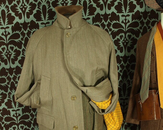 Superb Wright and Peel  Mens Covert Cloth Country Field  Coat  in a size 46 48 inch  extra large  large Tattersall Lining