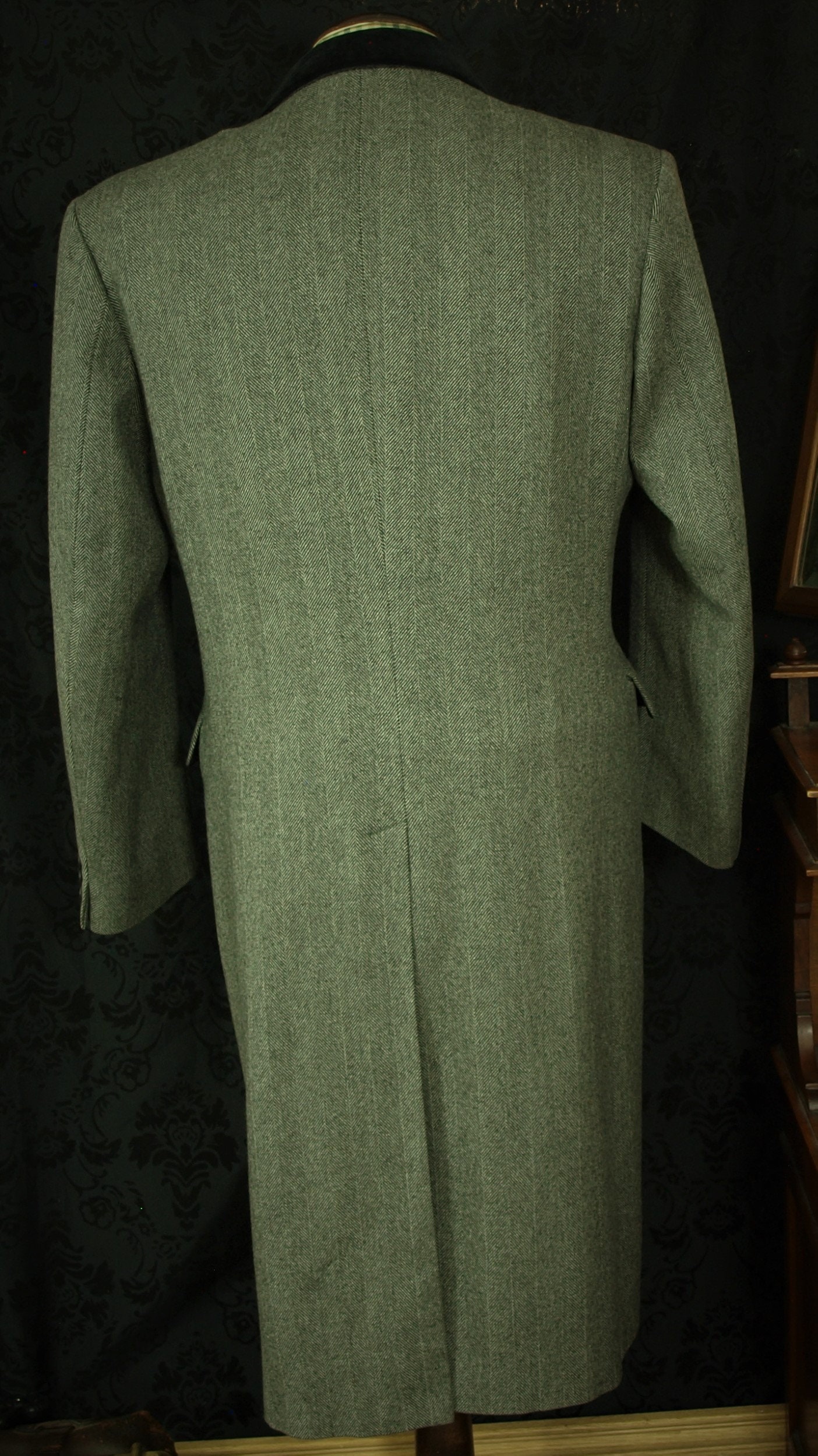 Good Mens Vintage Tweed Chesterfield Velvet Collar Coat Overcoat Size 40 Medium