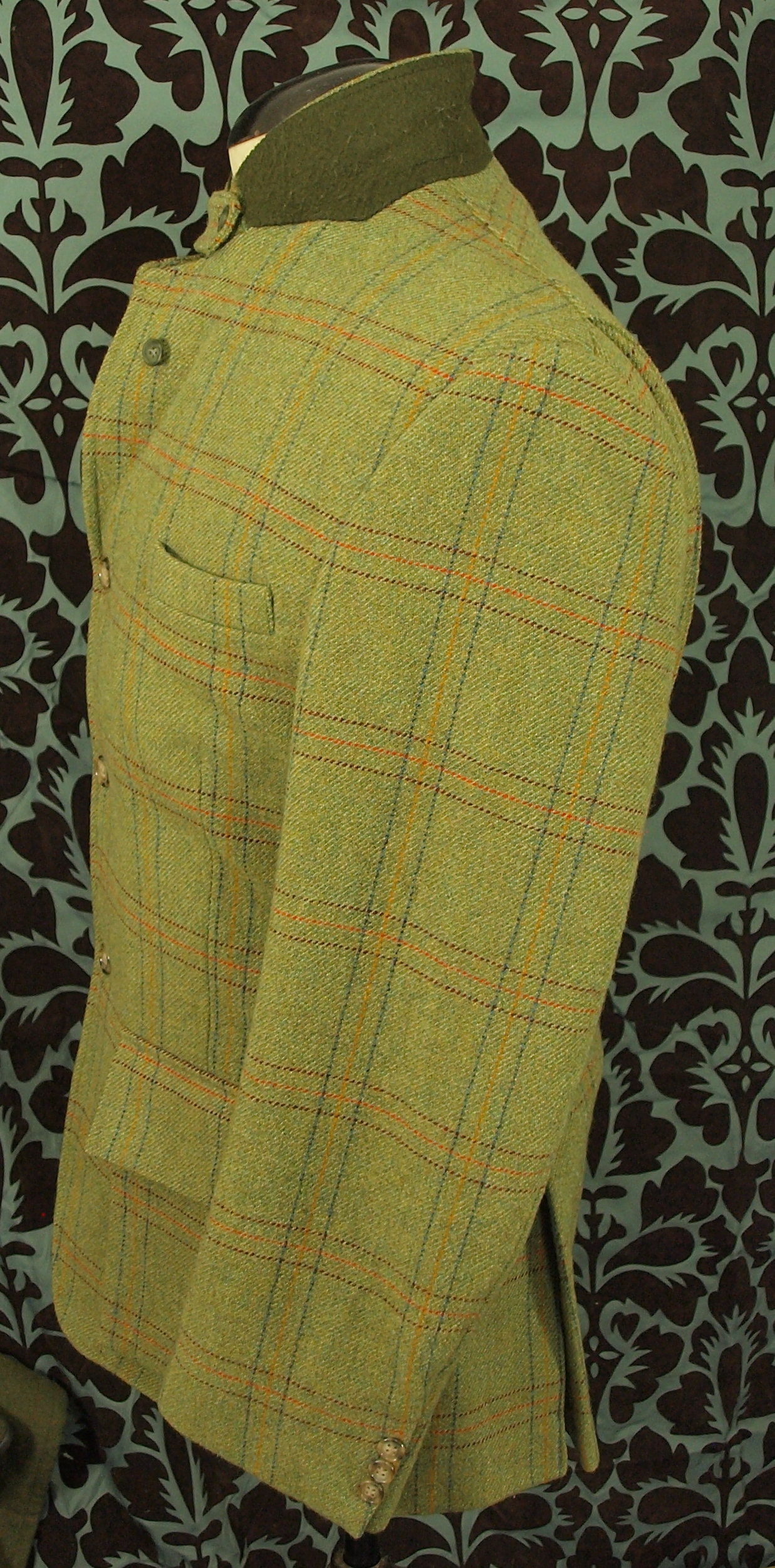 Good Bespoke Mens Norfolk Tweed Jacket in a Size slim 40 inch medium or looser 38 small fully