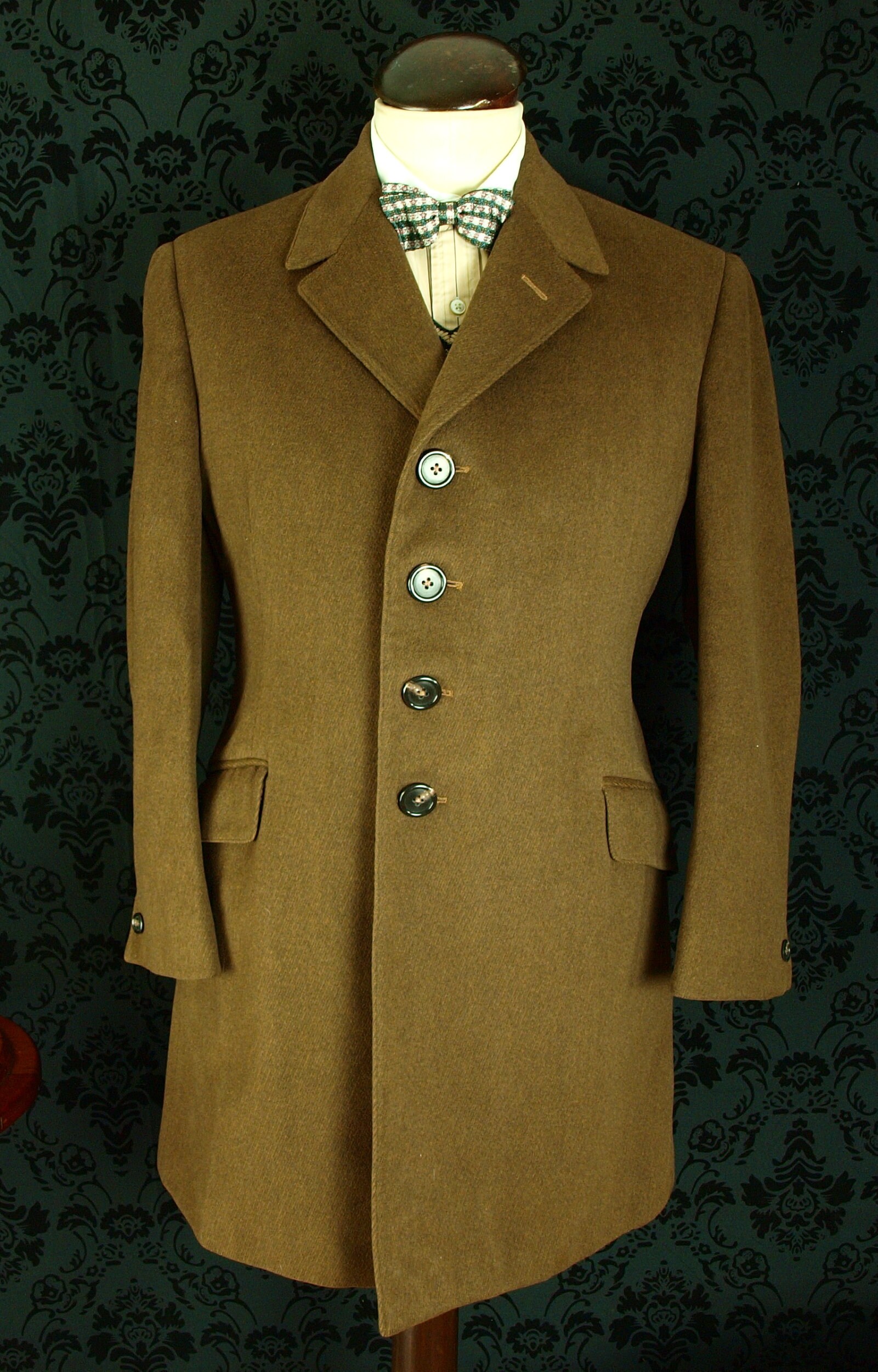 Mens Vintage Crombie Overcoat Coat in a Hacking Hunt style 1960 / 70's