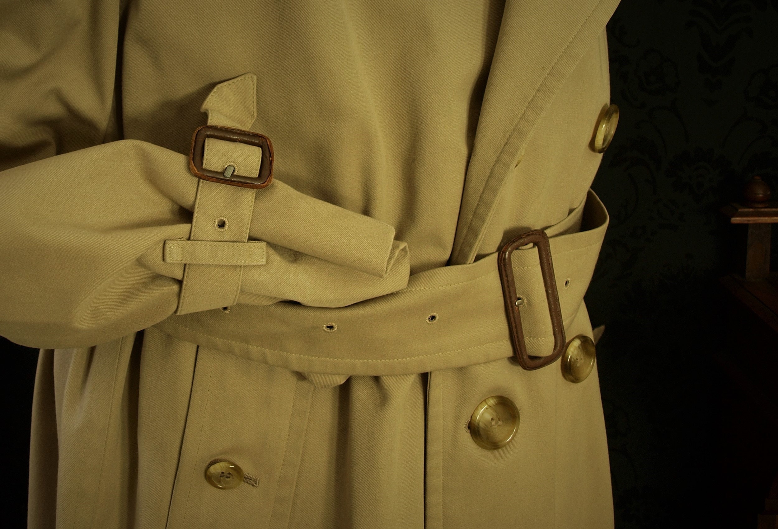 Top of The Range Mens Classic Vintage Burberry Trench Coat Size 38