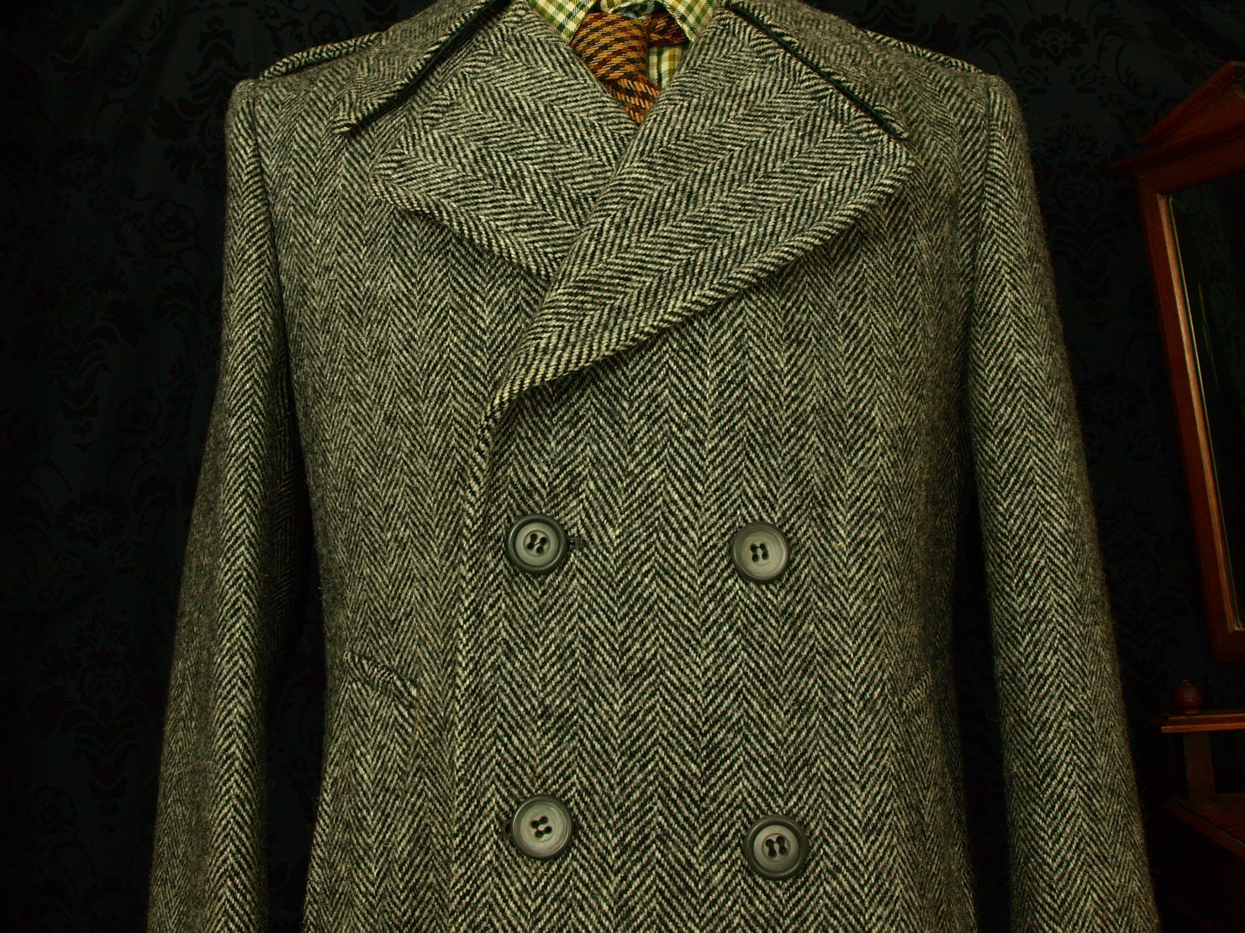Superb Vintage M & S Harris Tweed Pea Coat Overcoat Size 40 medium
