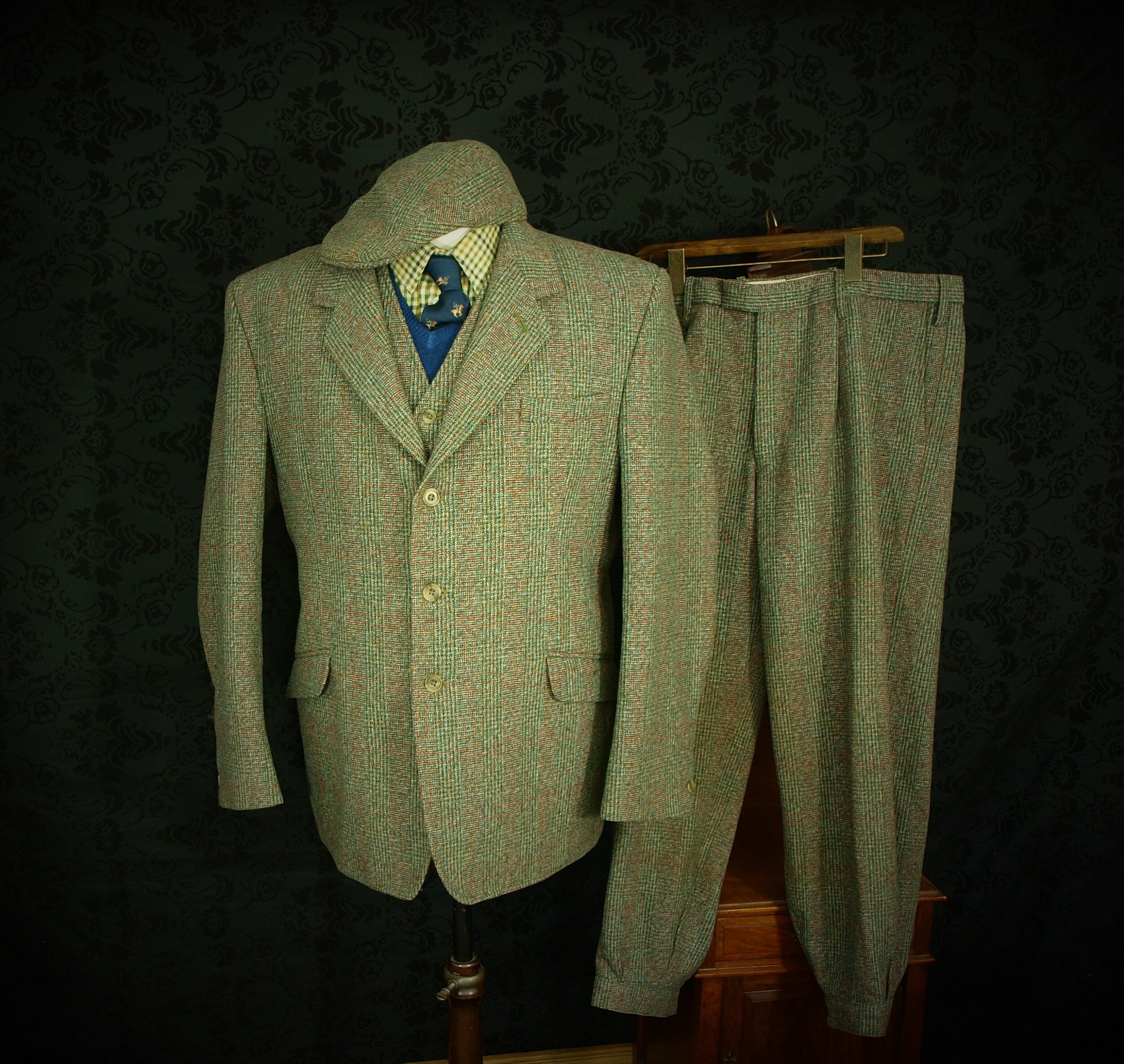 Gamekeeper tweed suits sale