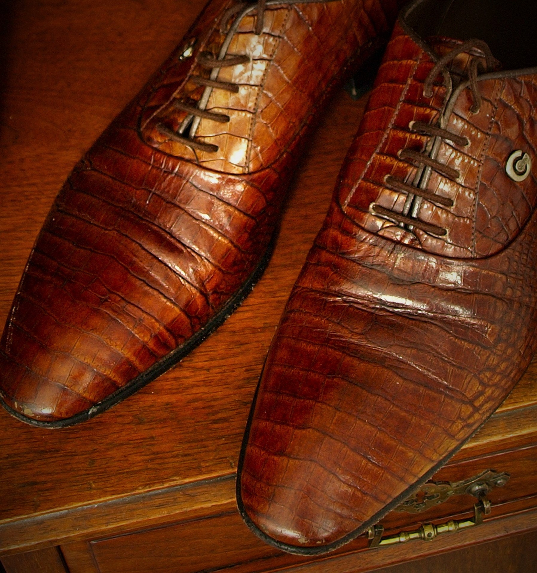 faux leather shoes for men
