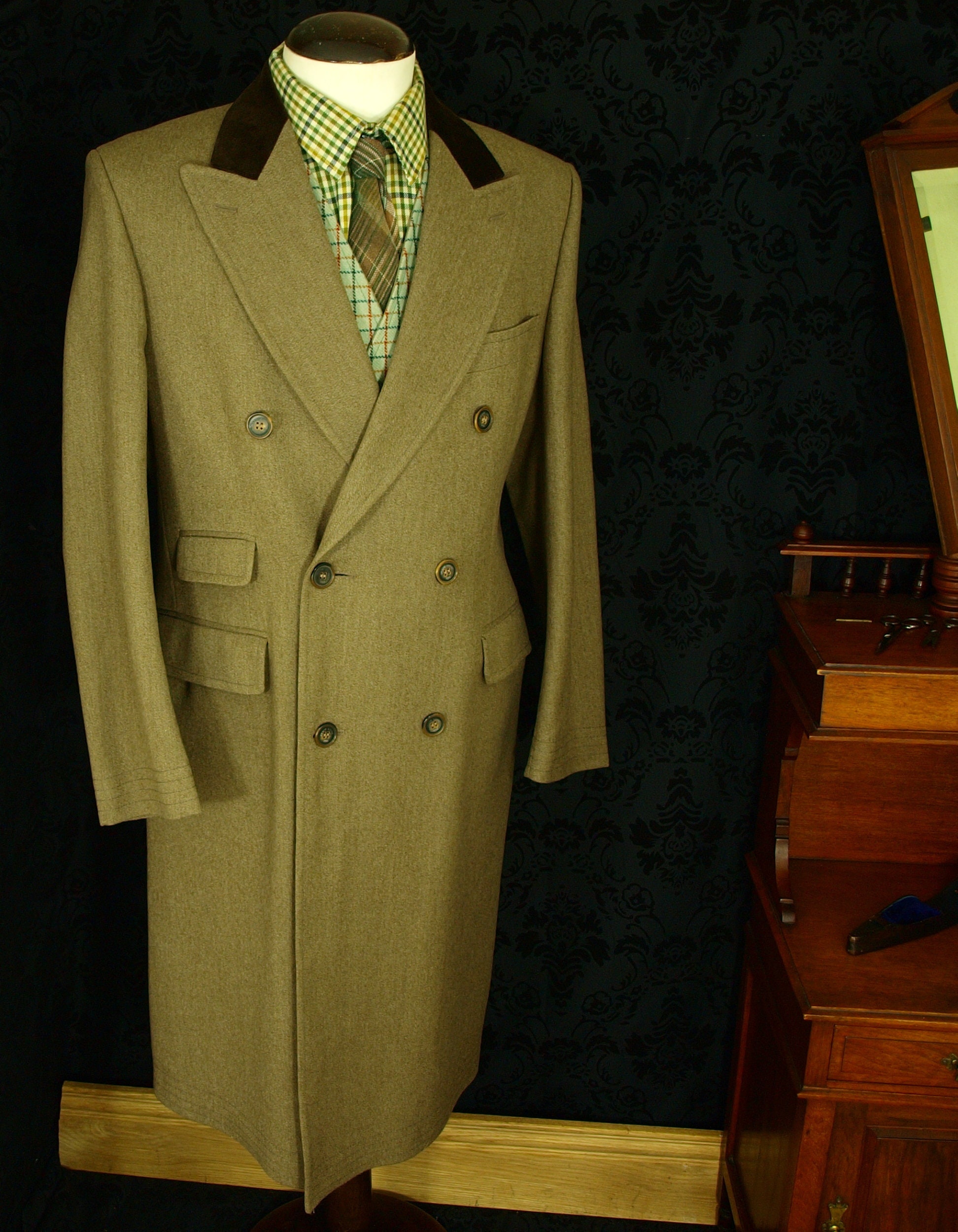 SOLD .. Swaine & Adeney Mens Covert Coat Overcoat Vtg Tweed style ...