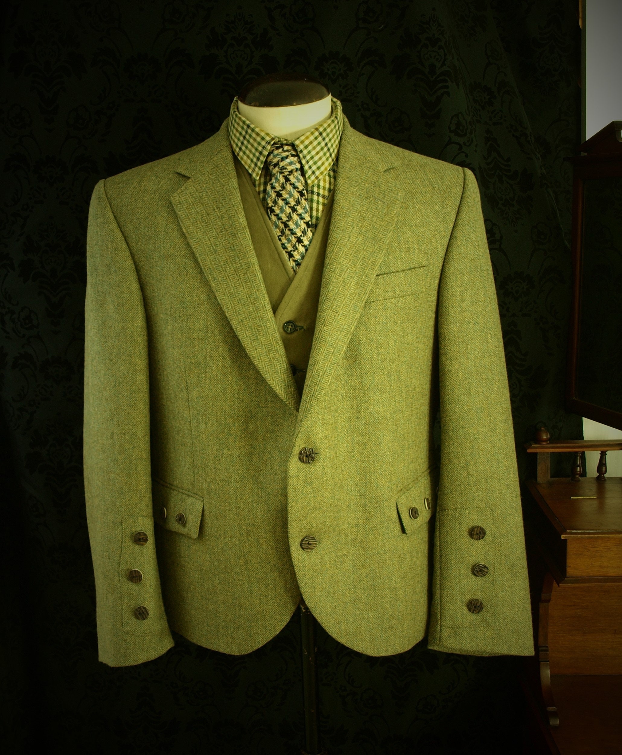 Superb Mens Magee Tweed Scottish Full Crail Kilt Jacket Blazer 44 Large