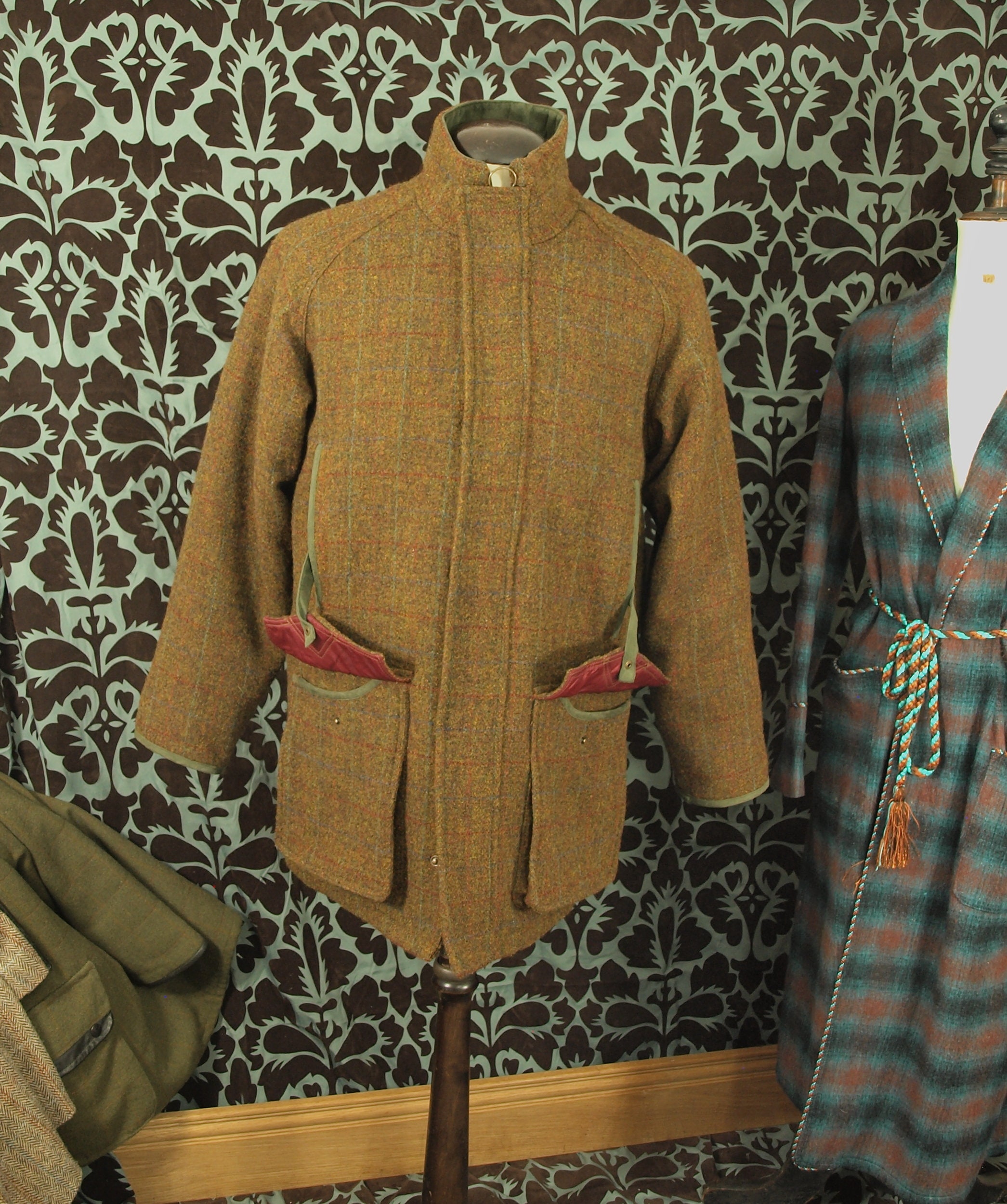 Sold.... featured Brook Taverner Harris Tweed Expensive Country Coat in a size 42 inch Large