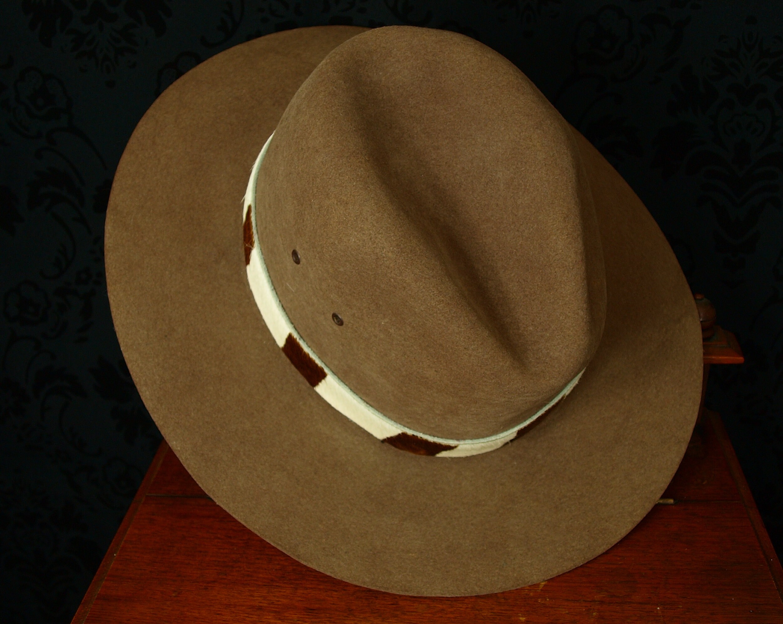 Mens Vintage Fedora Hat Hunter Velour Safari Leather Band Size Large