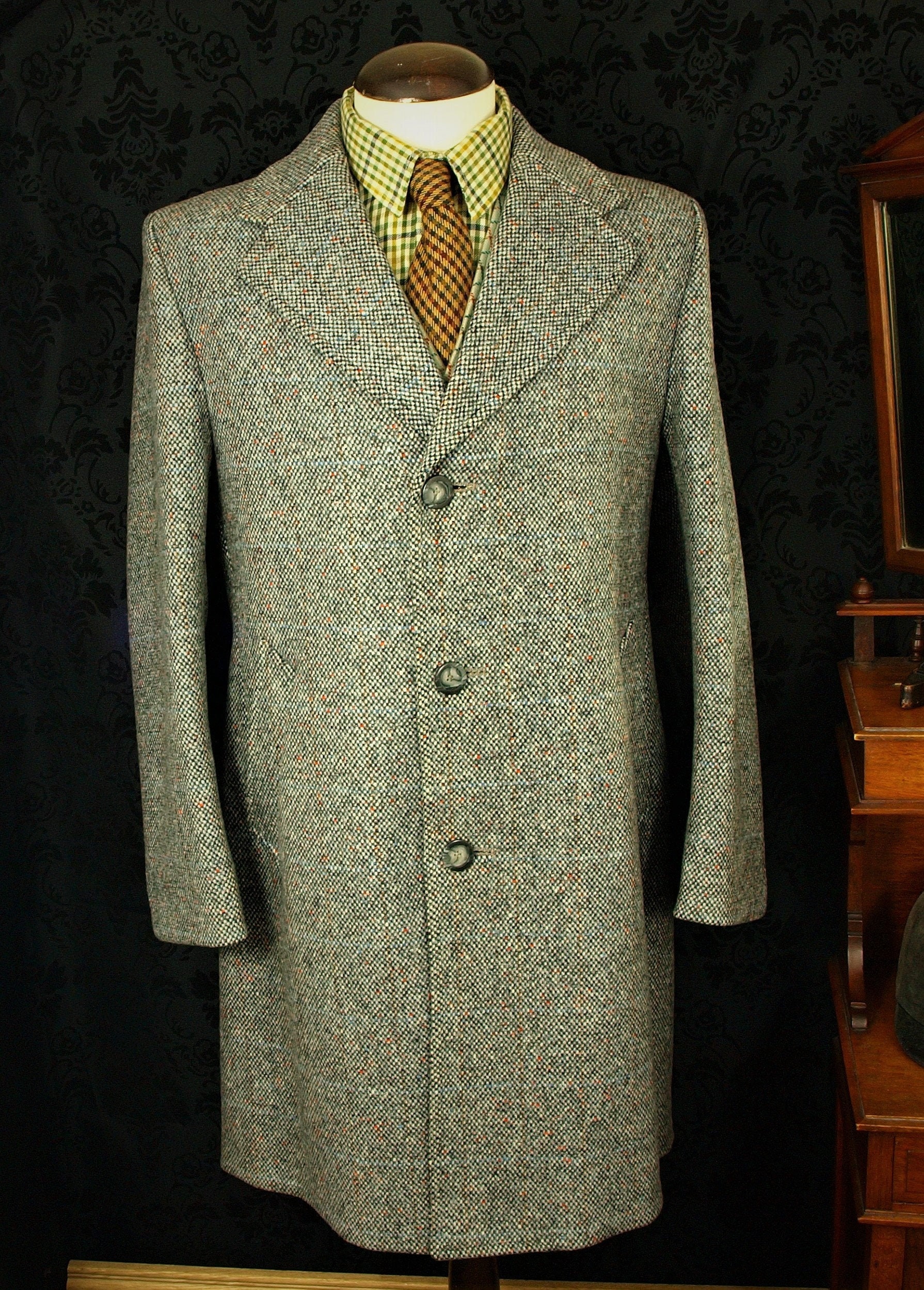 Good Mens Vintage Crombie Tweed Overcoat Coat by Cliff Size 42 Large