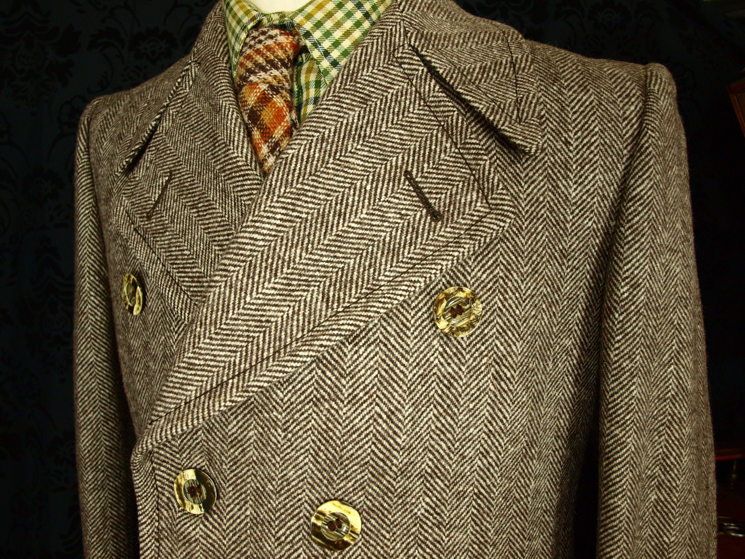 sold... Mens Jaeger Vintage Tweed Coat Overcoat Size 40 medium.sold