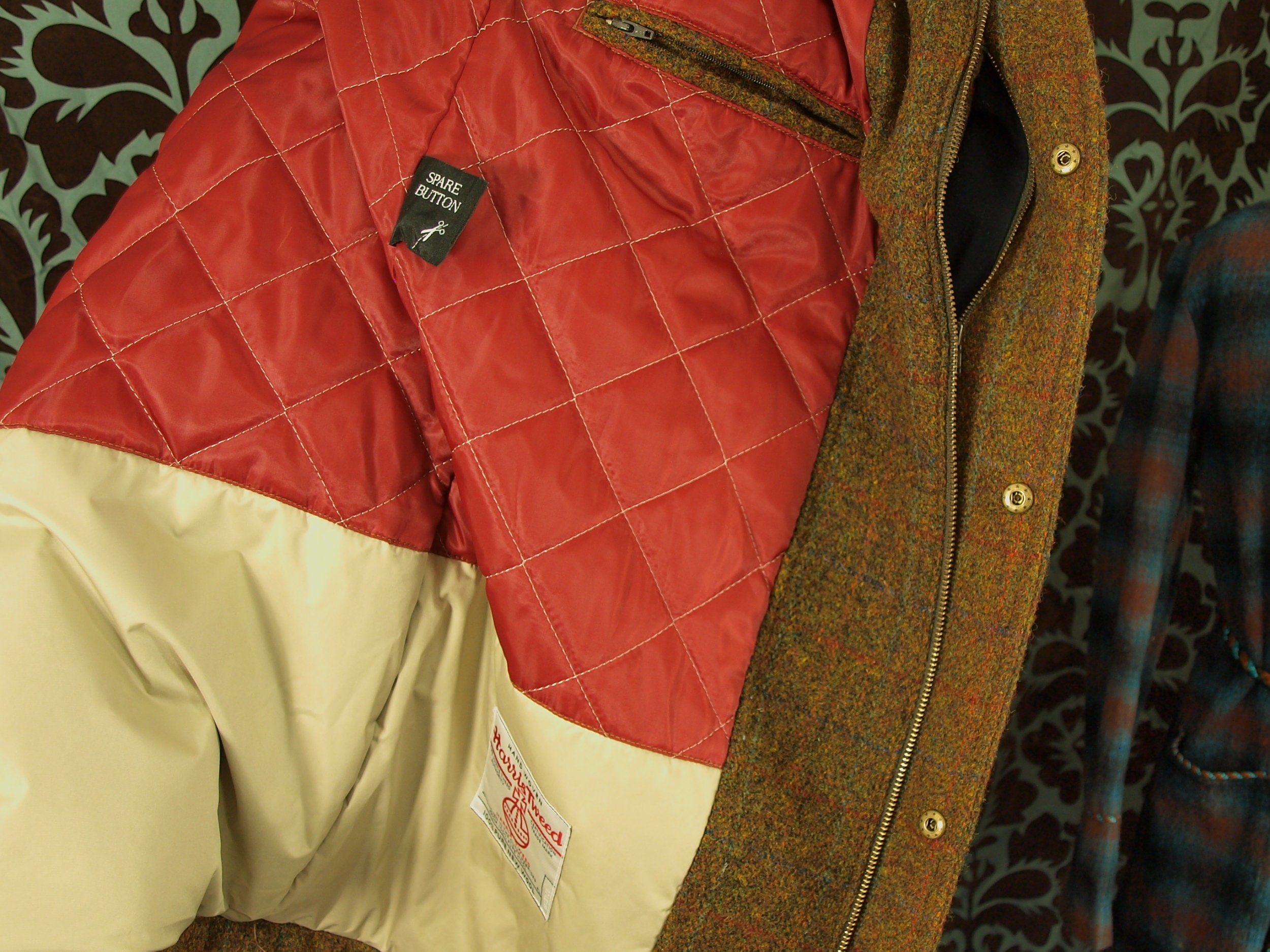 Sold.... featured Brook Taverner Harris Tweed Expensive Country Coat in a size 42 inch Large