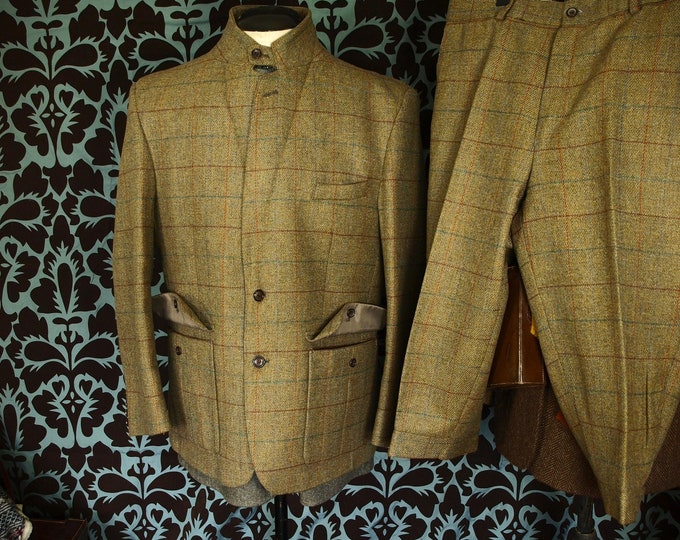 Mens 3 Piece Tweed Country Suit in a Size 42 inch Large Short  34 inch Waist , Waistcoat Breeks Norfolk Style Jacket