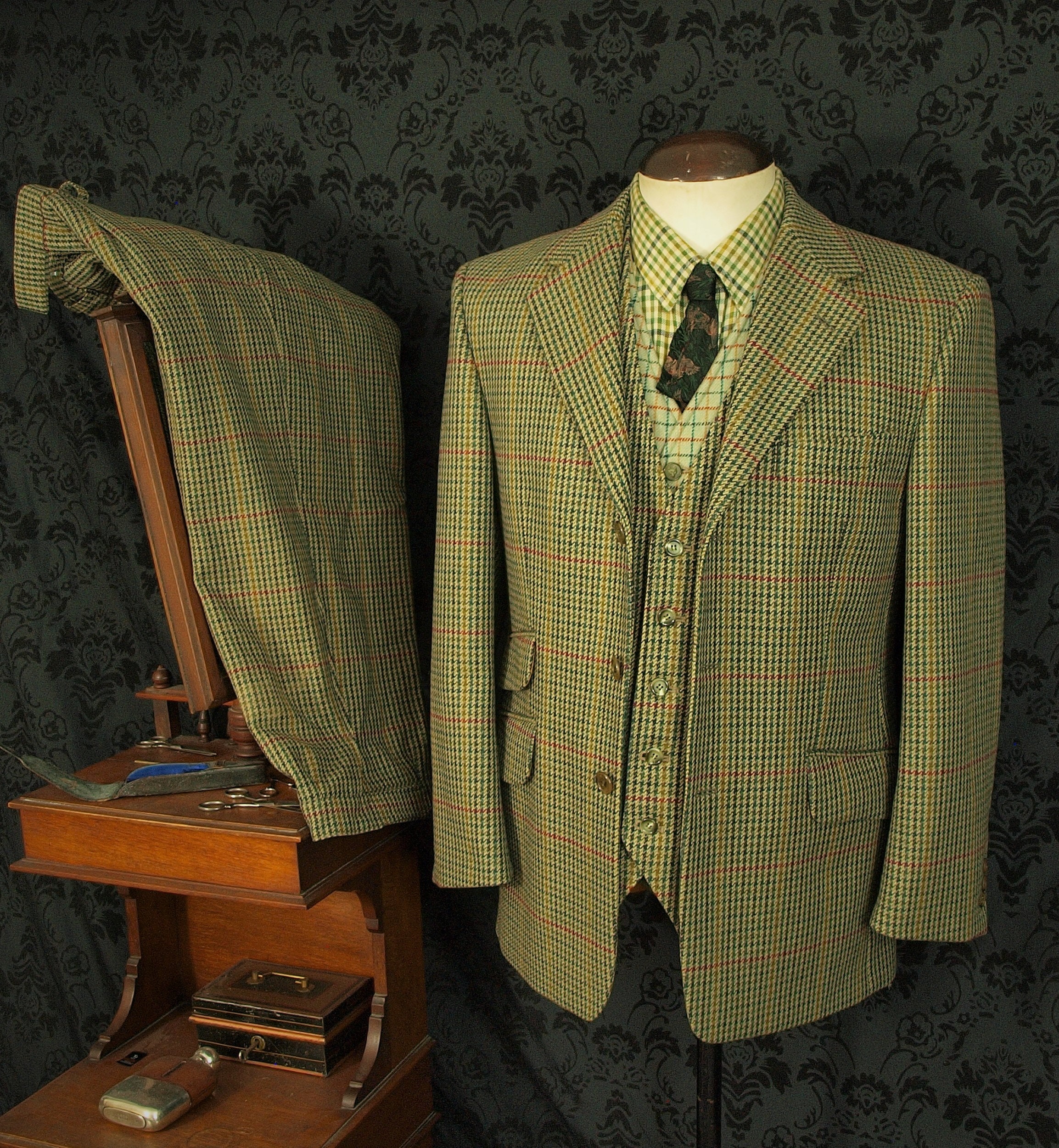 Mens Bespoke Saxony Supreme Tweed 3 Piece Suit Breeks Jacket Waistcoat ...