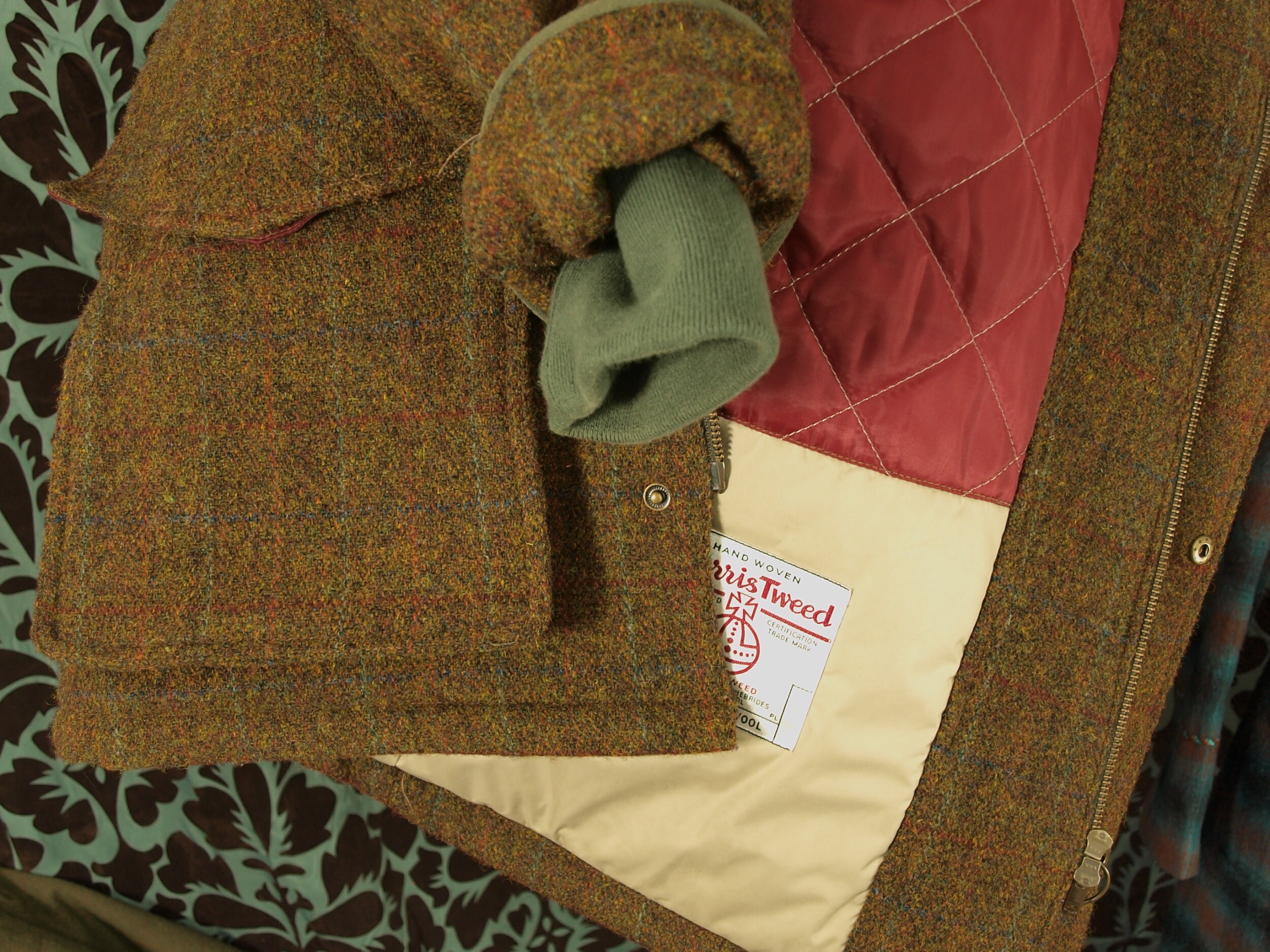 Sold.... featured Brook Taverner Harris Tweed Expensive Country Coat in a size 42 inch Large