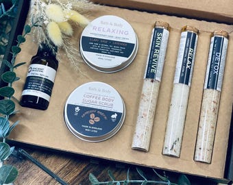 SORRY FOR YOUR Loss, Pamper Hamper Gift Set for Her, Bereavement Self care package, Thinking of You Spa gift box for Colleague, For Friend