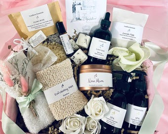 NEW MUM Spa Relaxation gift for best friend, New Mum Care Package, New Mum Gift Box for Colleague, Mummy to Be Vegan Luxury Pamper Gift Box