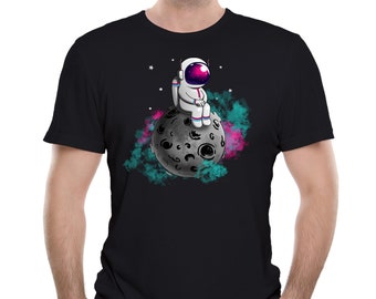 Reality Glitch Spaceman Moon Mens T-Shirt