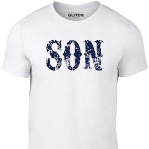 Reality Glitch Men&#39;s Son T-Shirt