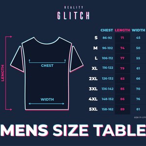 以下が含まれることがあります： ネイビーブルーのグラフィックで、メンズTシャツのサイズ表が表示されています。Sから5XLまでのサイズについて、胸囲、着丈、身幅の寸法がセンチメートルで記載されています。「REALITY GLITCH」の文字が上部にあります。