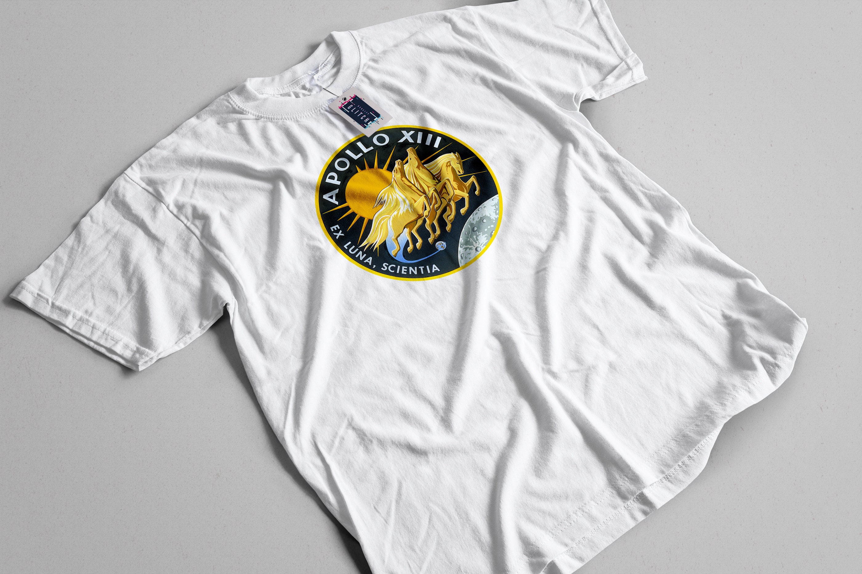 NASA アポロ13号ミッションTシャツ、宇宙科学バッジTシャツ - Etsy 日本