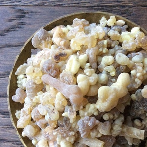 Weihrauch Olibanum Boswellia Papyrifera Harztränen aus demSudan, Großpackung in Unzen