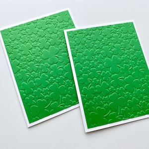 Jeu de cartes pour la Saint-Patrick, cartes en relief avec trèfles