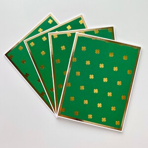 Cartes de fête Saint-Patrick faites à la main avec trèfle à quatre feuilles doré, lot de 4 cartes de vœux